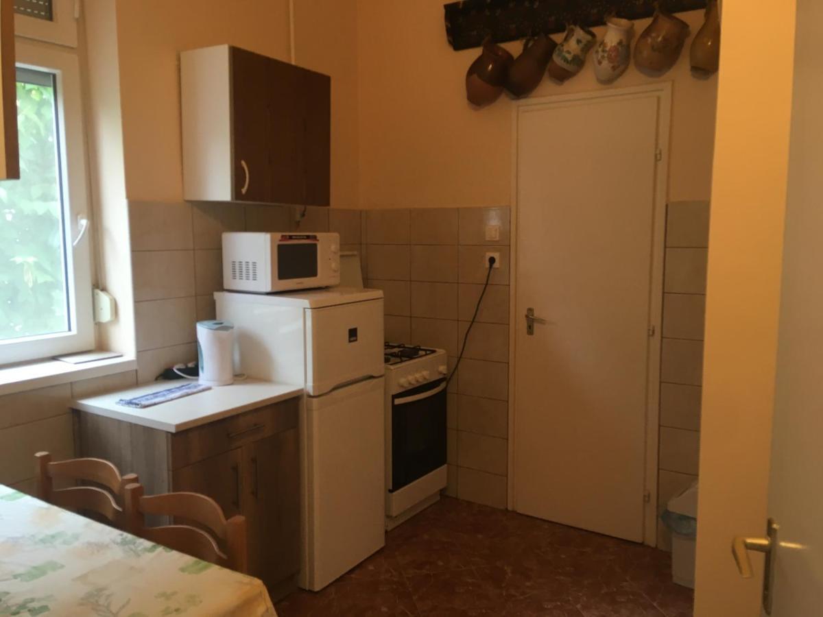 Honved Apartmanhaz Balatonlelle Ngoại thất bức ảnh