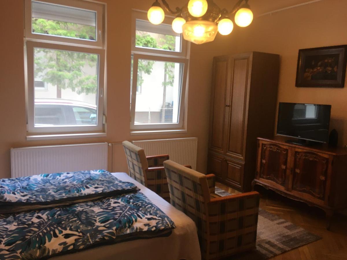 Honved Apartmanhaz Balatonlelle Ngoại thất bức ảnh