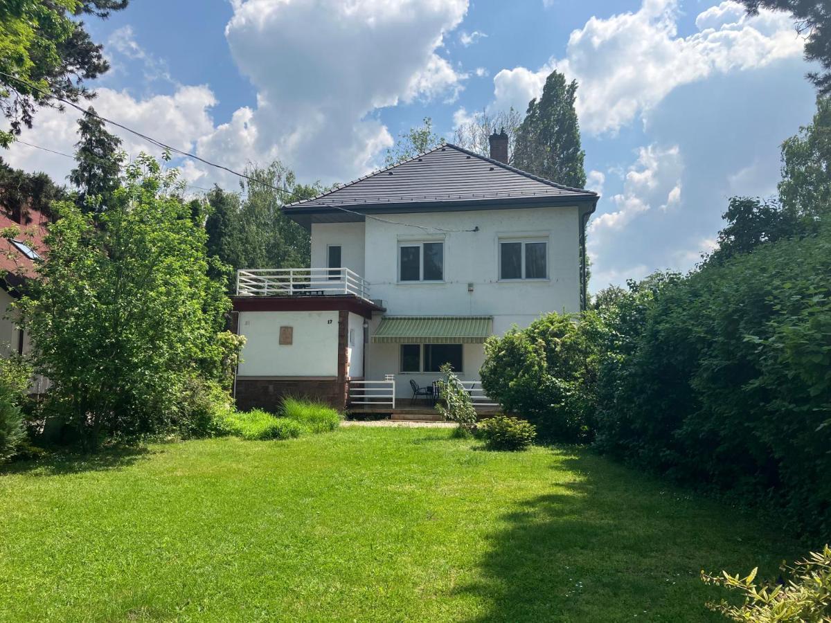 Honved Apartmanhaz Balatonlelle Ngoại thất bức ảnh