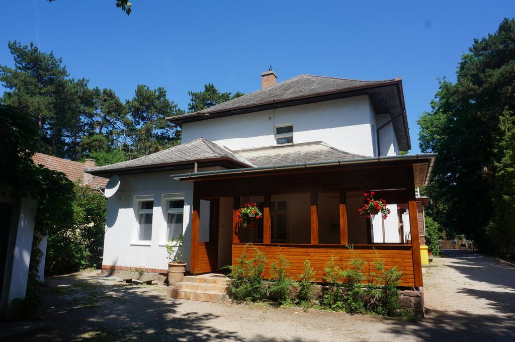 Honved Apartmanhaz Balatonlelle Ngoại thất bức ảnh